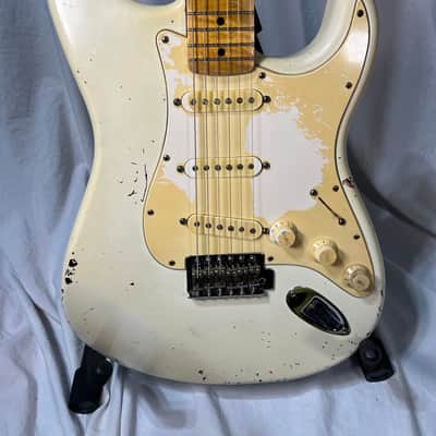 Fender Standard Stratocaster White 2005 MiM imagen 2