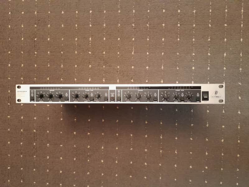 Behringer Denoiser SNR2000 2-Channel Audio Interactive Noise Reduction System 2000s - Black / Silver image 1
