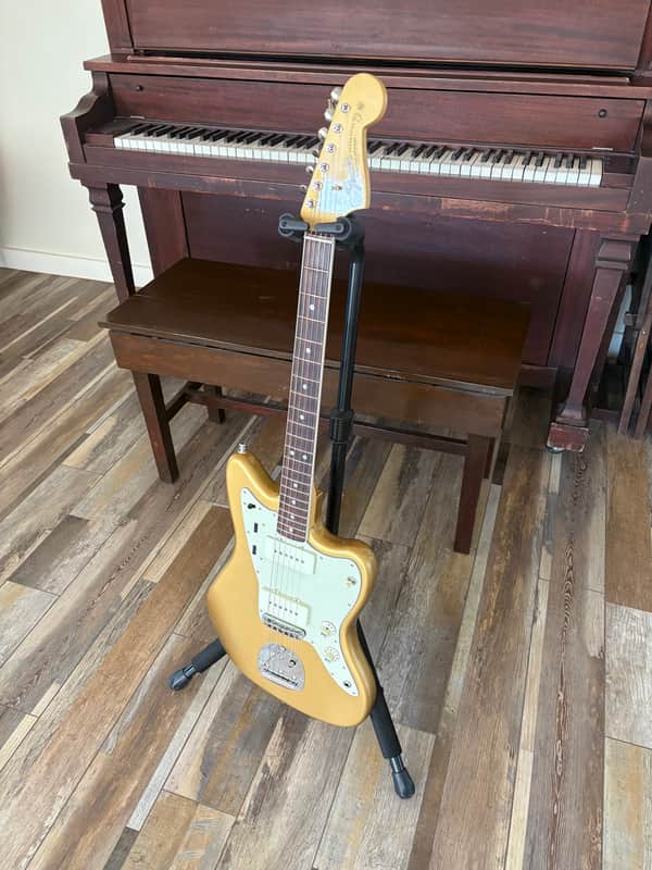 Fender American Vintage Thin Skin 1965 Jazzmaster image 1