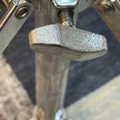 Premier Double Tom Mount with Stand APK XPK image 18