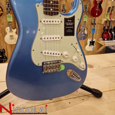 Fender Limited Edition Vintera II Road Worn '60s Stratocaster Rosewood Fingerboard image 17