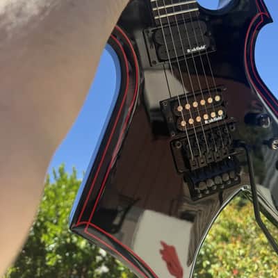 B.C. Rich WMD WARBEAST Neckthru 2007 - Korean MINT! Black/Red image 11