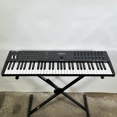 Arturia KeyLab 61 MkII MIDI Keyboard Controller image 2