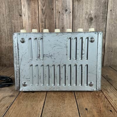 Newcomb H-50 PA head guitar amp 1950's - Silver image 7