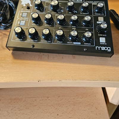 Moog Minitaur Rev2 TBP002 2012 - Present - Black image 8