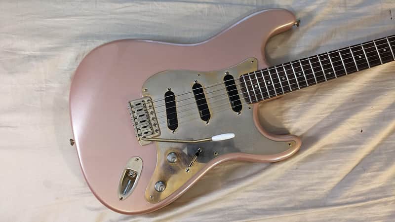 MOON PGM ST - 175 EMG 1982 - Burgundy Mist image 1