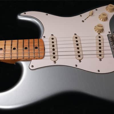 Fender 2005 Custom Shop Limited Edition '66 Stratocaster Closet Classic in Firemist Silver Metallic w/Custom '65 Strat Pickups (RWRP Middle), 2-Piece Select Alder Body, 21 Medium Jumbo Frets, '65 Strat C Neck Profile & Nitrocellulose Lacquer image 12