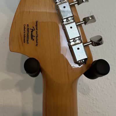 Squier Classic Vibe '70s Stratocaster Electric Guitar - Natural image 8