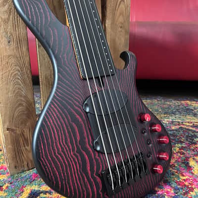 Maruszczyk Frog 6a Fretless custom - Black red veins image 1