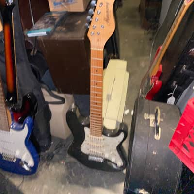 Harmony Stratocaster Style 1990’s - Black image 1