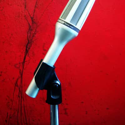 Vintage 1980's Shure SM59 dynamic cardioid microphone Low Z USA w mic clip & pouch SM58 SM54 SM53 image 12
