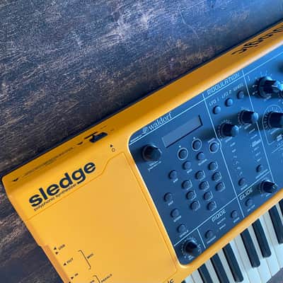 Studiologic Sledge 2.0 Polyphonic Virtual Analog Synthesizer Yellow / Black image 8