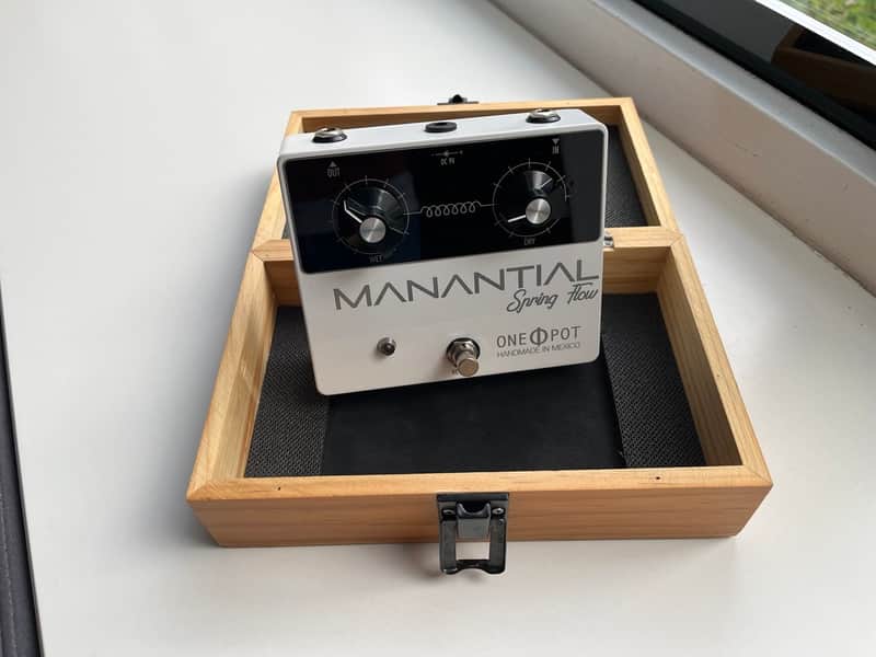 One Pot Manantial spring reverb pedal image 1