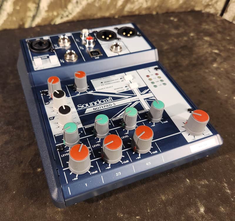 Soundcraft Notepad-5 5-Channel Analog Mixer 2010s - Blue image 1