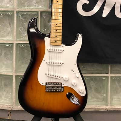 FENDER STRAT 2 TONE '54 VINTAGE image 1
