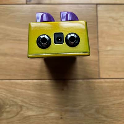 KHDK Electronics Scuzz Box Fuzz 2010s - Yellow image 3