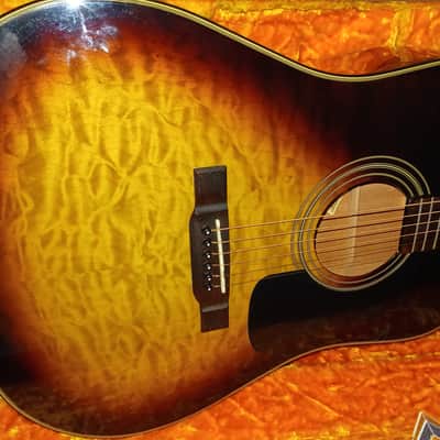 1999 Washburn   D-10Q Dreadnough - Quilted Sunburst image 3