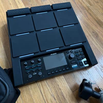 Alesis Strike Multipad with mount and bag image 1