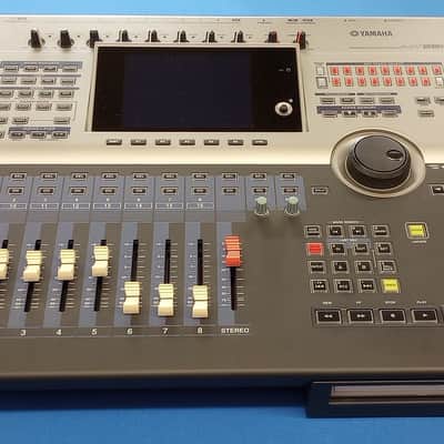 Yamaha AW2816 Professional Audio Workstation 16-Track Digital Recorder [2000s] image 2