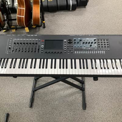 Used Roland Fantom 7 EX 76-Key Workstation Keyboard