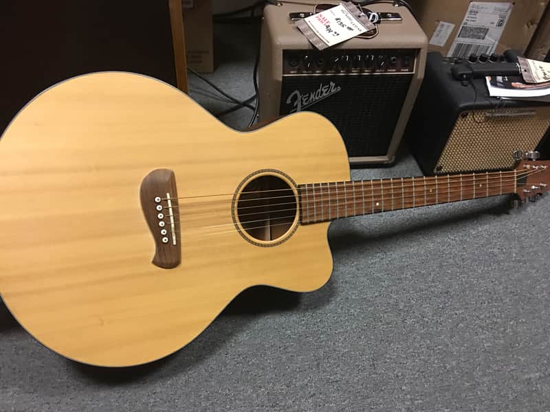 Tacoma EM9C SOLID SPRUCE Acoustic Guitar W/HSC Natural image 1