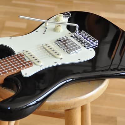 SCHECTER Nick Johnston Traditional HSS Atomic Ink / Stratocaster Type / IW22014113 image 6