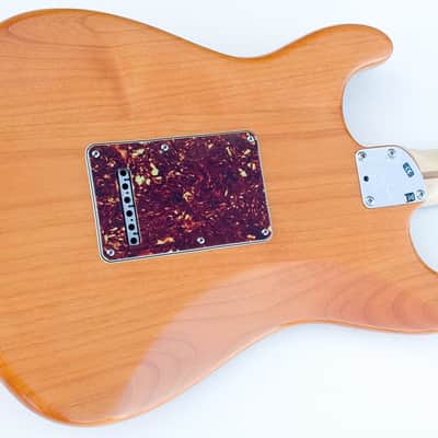 FENDER 60TH ANNIVERSARY DELUXE HSS STRATOCASTER LSR NUTSAMARIAN COBALT STRAT image 3