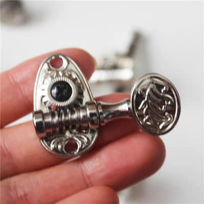 3R/3L Silver Guitar Engraved Machine Heads Tuning Pegs Keys image 4