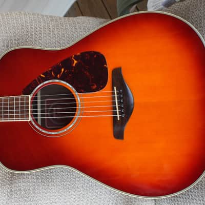 Yamaha FG730S Dreadnought Solid Sitka Top / Rosewood Acoustic Guitar 2008 Cherry Burst image 20