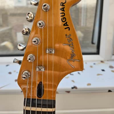 Fender Modern Player Jaguar 2012 - 2013 - Red Transparent image 3