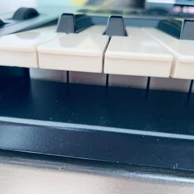 ESI NeON - 25 Keys MIDI Controller and Audio Interface image 10