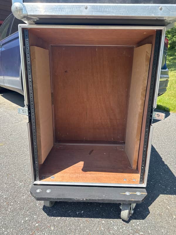 Gator G-TOUR-14U-CAST Rolling 14U ATA Rack Road Case with Casters 2010s - Black image 1