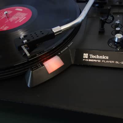 Technics SL-23A F-G Servo Player - Belt-Drive Semi-Automatic Turntable + cellule Ortofon OM Pro S image 3