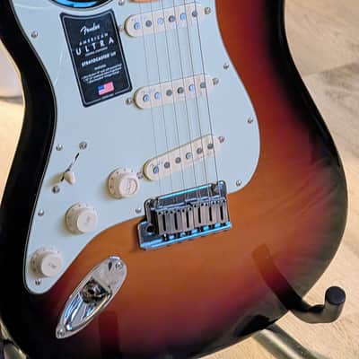 Fender American Ultra Stratocaster Left-Handed image 1