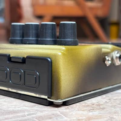 DOD Punkifier FX76 [NOS - New Old Stock, Complete with Box, Manual, Stickers etc] 1995 - 1997 Yellow & Black Matte Airbrush Finish image 14
