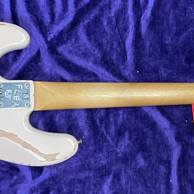 Fender Roadworn Flea Sign. Jazz, Shell Pink / Rosewood image 6
