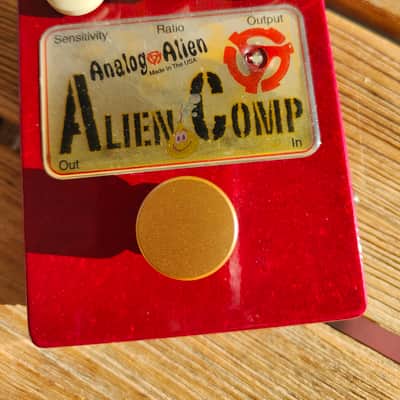 Analog Alien Alien Comp image 1