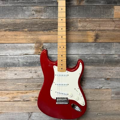 Fender MiM Stratocaster Crimson Red Sparkle 1995 image 2
