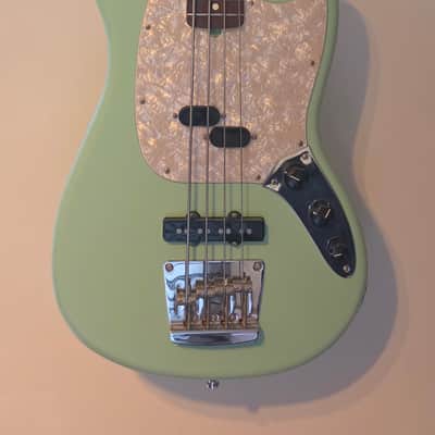 Fender American Performer Mustang Bass with Rosewood Fretboard 2018 - Present - Satin Surf Green image 4