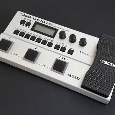 (MINT) Boss GT-1B Bass Multi-Effect w/Power Supply - Silver image 9