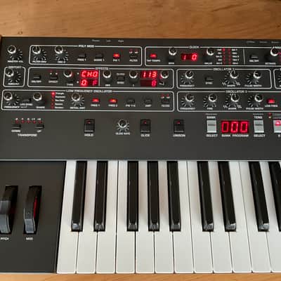 Sequential Prophet-6 49-Key 6-Voice Polyphonic Synthesizer 2018 - 2020 - Black with Wood Sides image 4