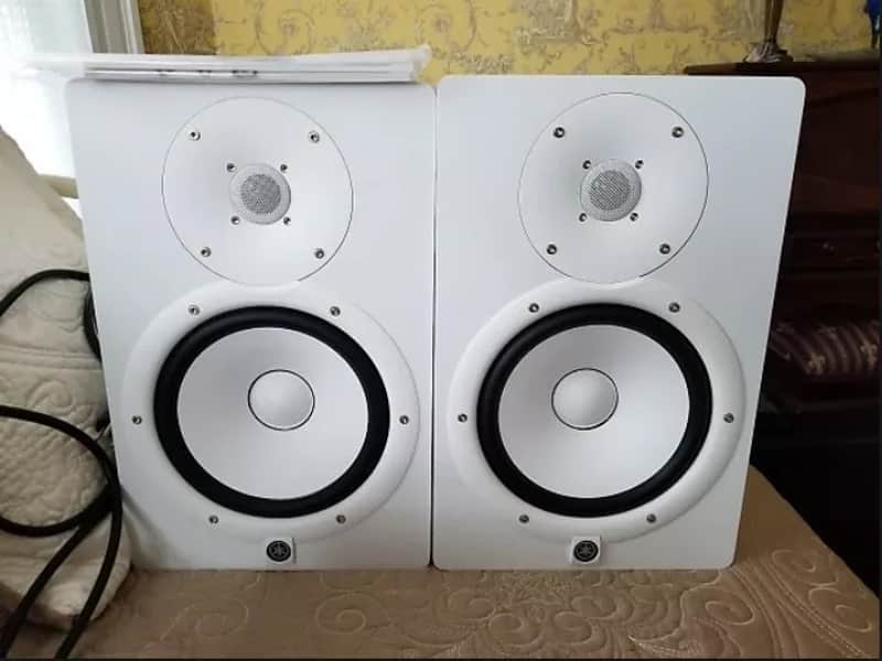 Yamaha HS8 8" Powered Studio Monitor (Pair) 2026 image 1