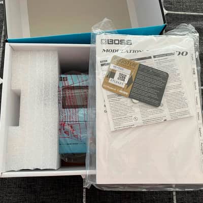 Boss MD-500 Modulation w/Box and Manual image 7