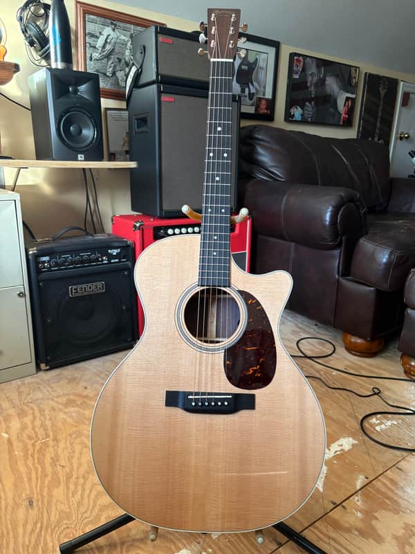 2022 Martin GPC-16 Grand Performance Acoustic-Electric – Rosewood Back & Sides – Excellent Condition