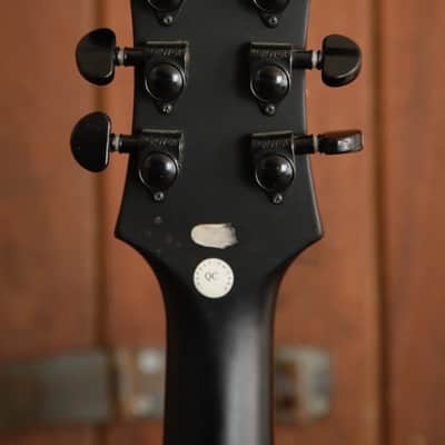 Epiphone Les Paul Studio Gothic Electric Guitar Pre-Owned imagen 6
