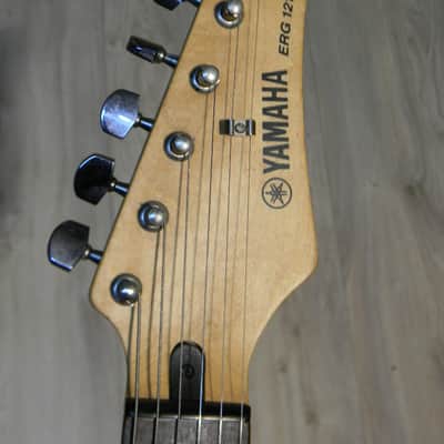 YAMAHA ERG 121 E-Gitarre str@t HSH strat style black E-Gitarre E Gitarre guitar image 3