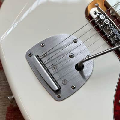 2019 MIJ Fender Traditional '60s Jazzmaster w/ SKB Case - Mastery Set, Lollar P90s & Fender Locking Tuners image 9