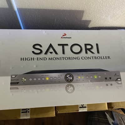 Antelope Audio Satori Monitor Controller with R4S Remote Control 2014 - Present - Silver image 1