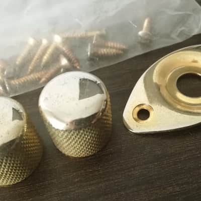 TonePros by Gotoh Hardware Set - Metric - Bridge & Tailpiece Dome Knobs Jackplate - GOLD image 5