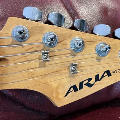 Aria STG Series Metallic Red image 2